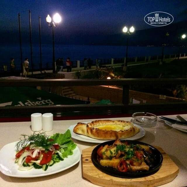 Отель Hotel-Club Poseidon Гагра-11